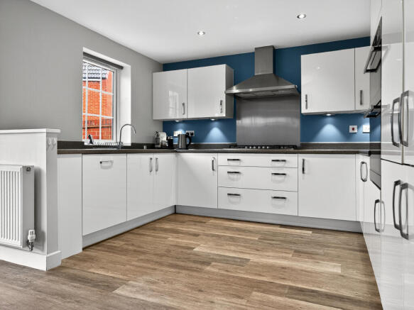 Kitchen/Dining Room