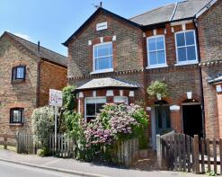 1, Linden Road, Leatherhead KT22 7JF