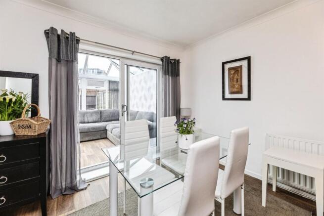 3 bed Semi-Detached for sale Image 7