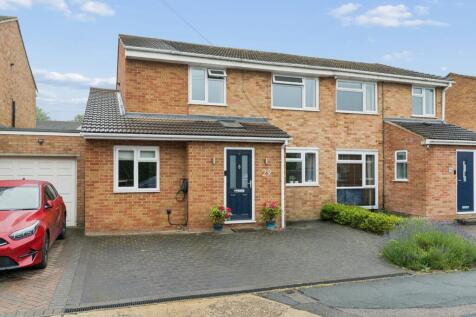 Halsey Drive, Hitchin, SG4