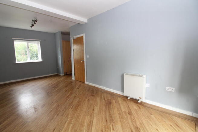 Lounge 2 T202607021125.jpg