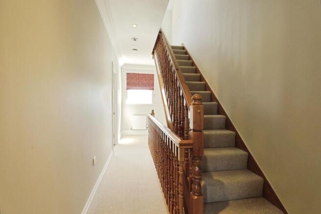 3 bed Semi-Detached for sale Image 7