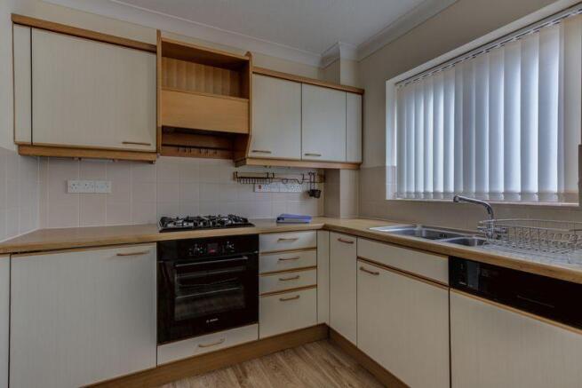 Kitchen / Brea...