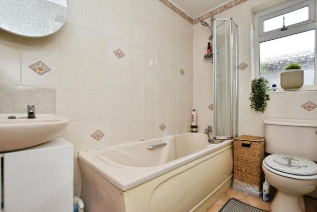 3 bed Semi-Detached for sale Image 7