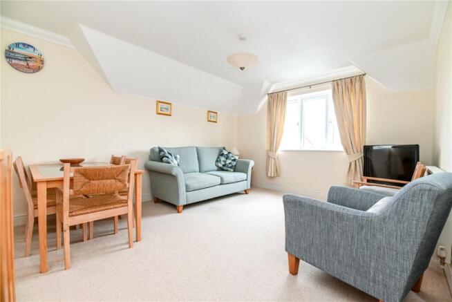 Sitting/Dining Room