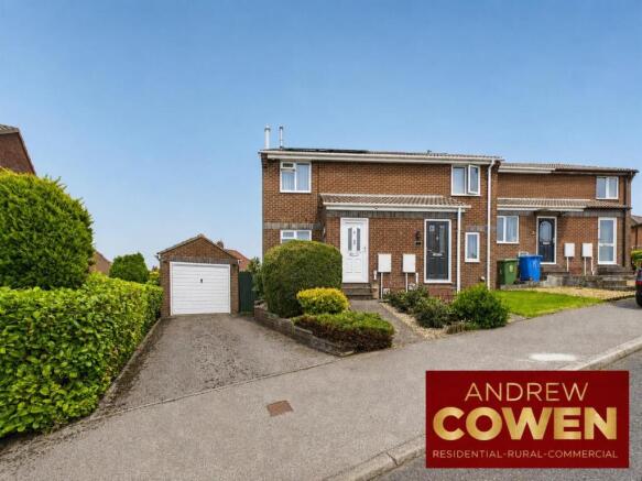 2 bed End of Terrace for sale in scarborough