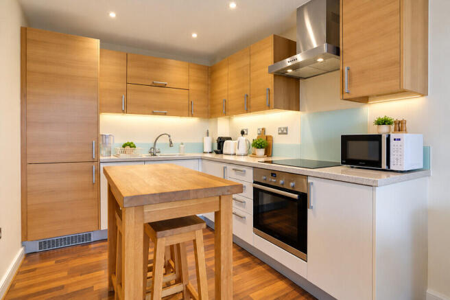 Warm_Modern_Oak_K...
