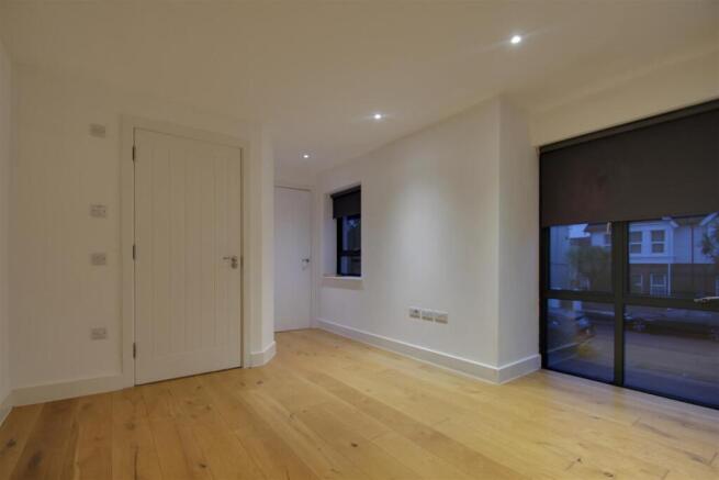 Open Plan Lounge Kitchen
