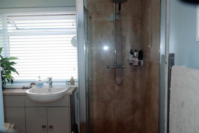 Bathroom (5).jpg