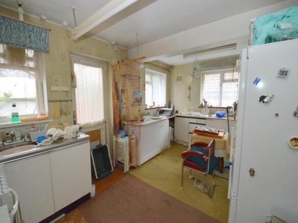 Kitchen / Breakfast Room