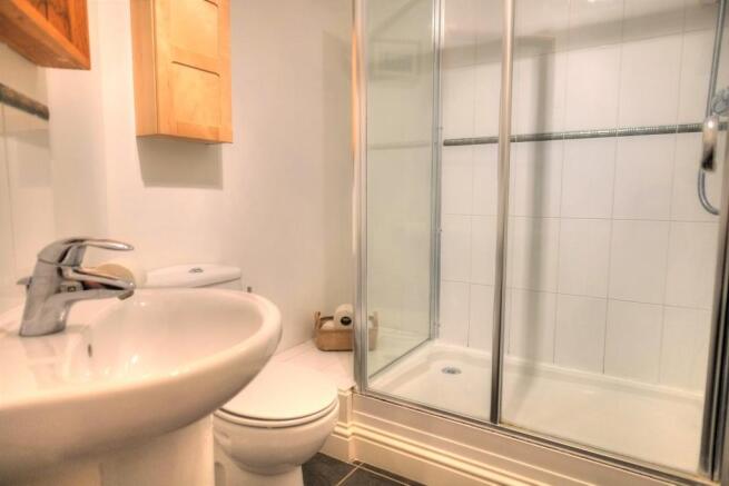 Master En-suite