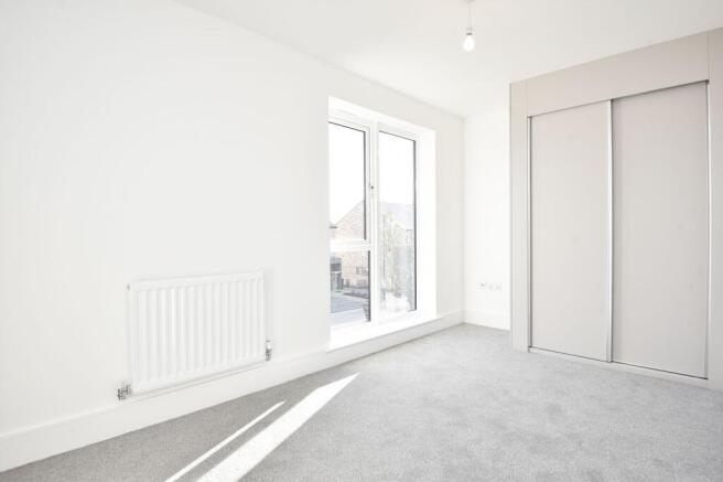 2 bed House to rent Image 4