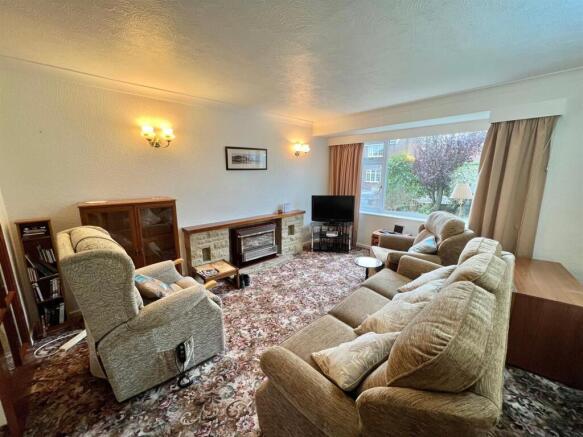Bramleys Estate Agents - Hill Top Road - Salendine