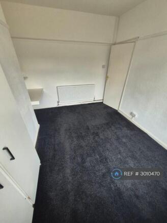 2 bed Maisonette to rent Image 7