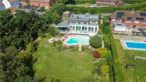Coalpit, Rookery Way, Haywards Heath RH16 4RE