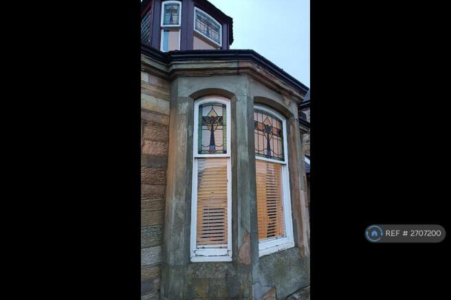 Front Bay Windows - Origional Glass