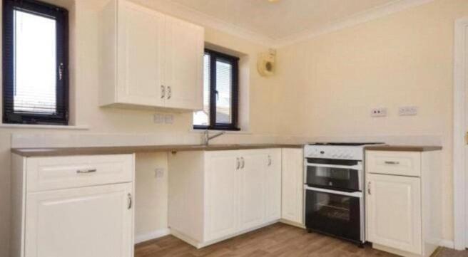 kitchen area.jpg