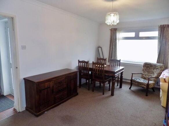 Lounge / Dining room