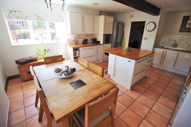 Kitchen / Breakfast