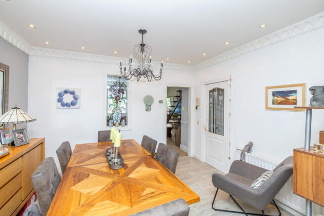 3 bed Semi-Detached for sale Image 6