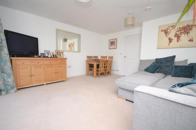 Living Room B.jpg