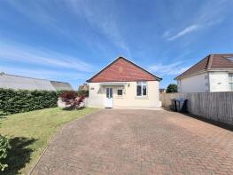Acer Corner, Burlands Road, Chippenham SN15 3DF