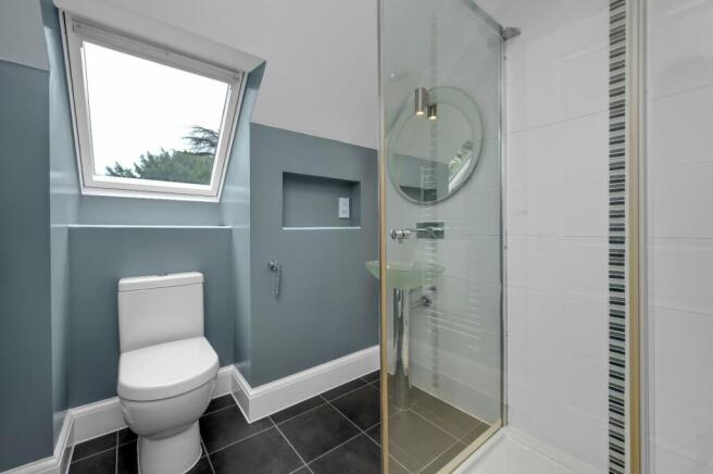 Bedroom Five Ensuite