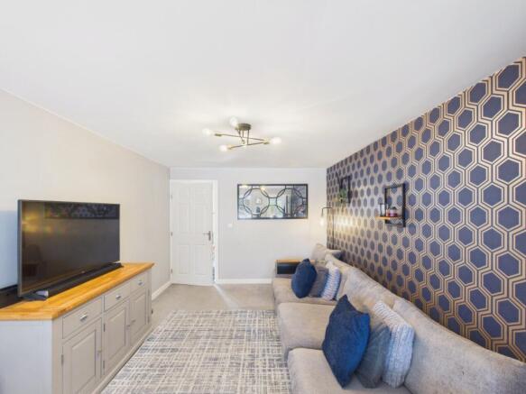 3 bed Semi-Detached for sale Image 5
