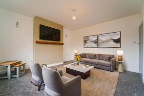 36, Hill Crest Avenue, Cliviger BB10 4JA