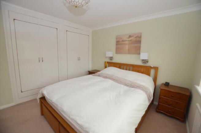8 350108 bedroom 1.JPG