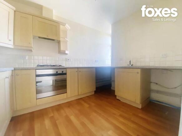 KITCHEN (2)