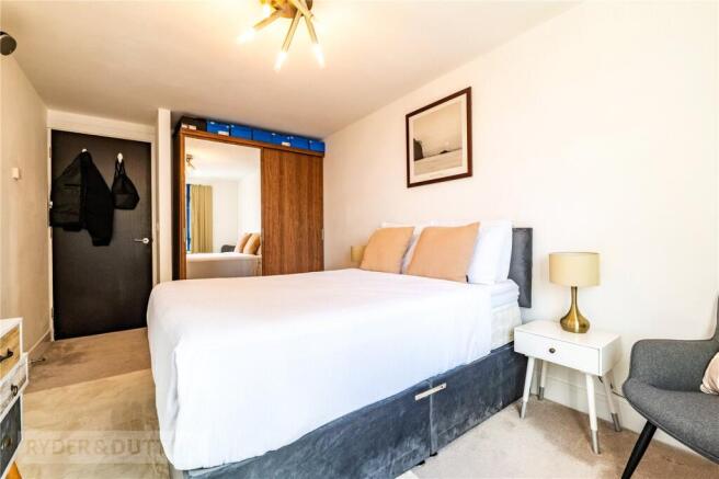1 bed Apartment for sale Image 8