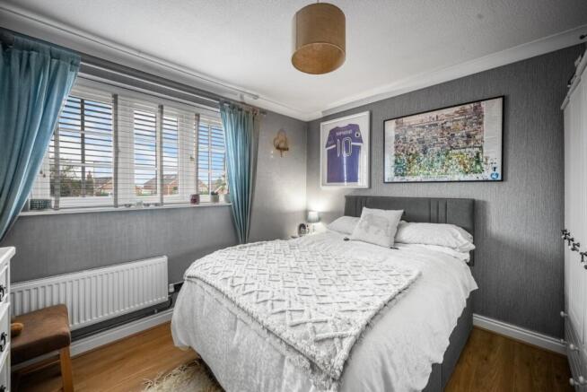 3 bed Terraced for sale Image 8