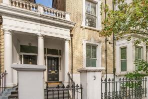 Flat B, 3, Redcliffe Gardens, London SW10 9BG