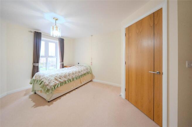 1 bed Apartment for sale Image 5