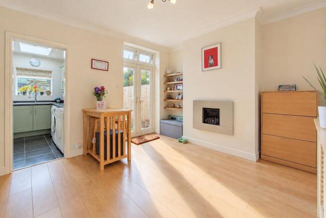 Slade Lane - EweMove Brighouse (3)