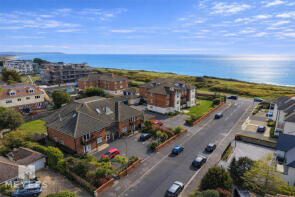 2, 26 Kyle House, Penrith Road, Bournemouth BH5 1LT