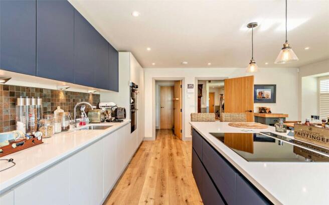 Kitchen/Dining Area