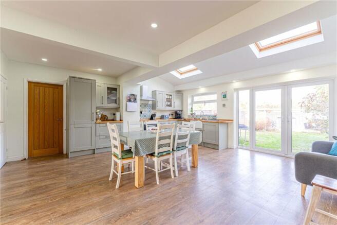 Open Plan To Garden
