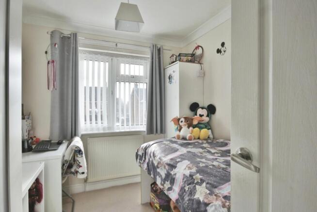 3 bed Terraced for sale Image 9