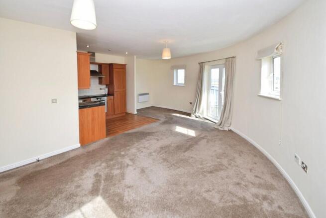 2 bed Ground Flat for sale Image 6