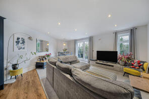 Flat 6, 2a Ashton Court, Clarence Crescent, Sidcup DA14 4DF