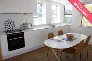 Flat 10, 42 Oxford Heights, Orchard Place, Southampton SO14 3LT