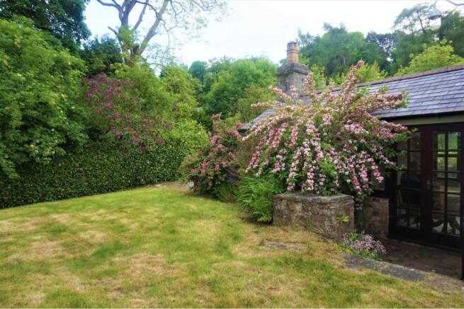 Side Garden