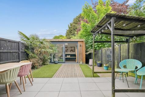 Farrier Heights, Langley, Hitchin, Hertfordshire, SG4