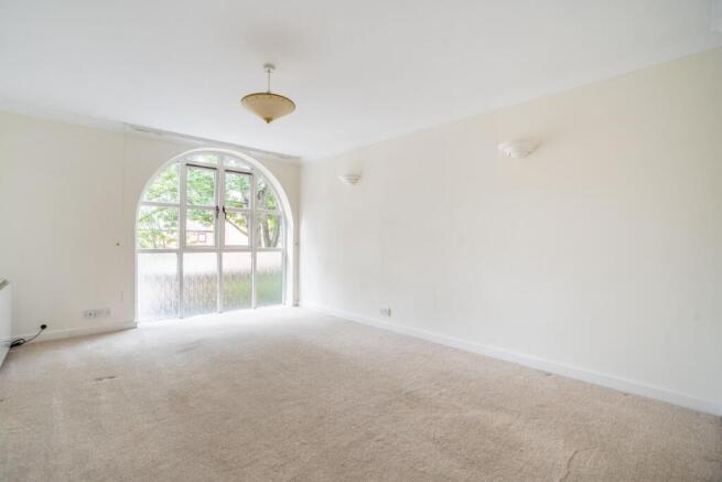 3 bed Terraced for sale Image 4