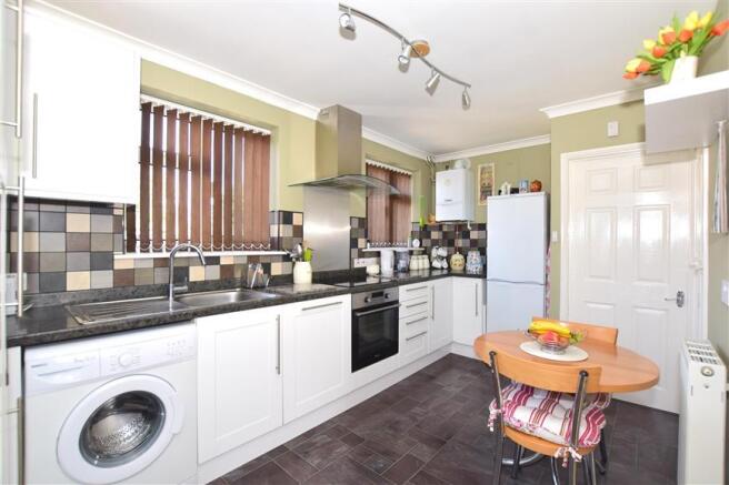 Kitchen/Breakfast Area