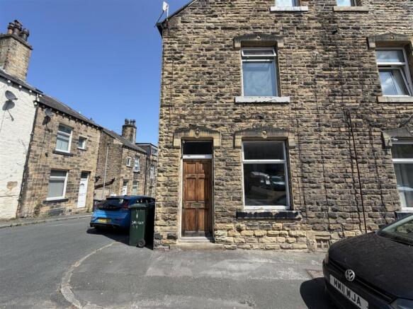 3 bed End of Terrace for sale Image 2
