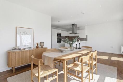Brunel House, Leytonstone