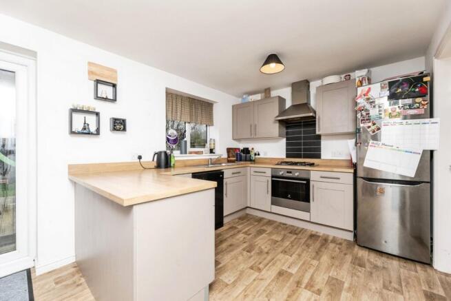 3 bed Detached for sale Image 4